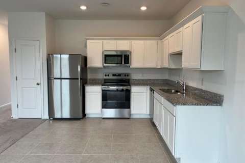 Adosado en alquiler en Davenport, Florida, 3 dormitorios № 1509621 - foto 4