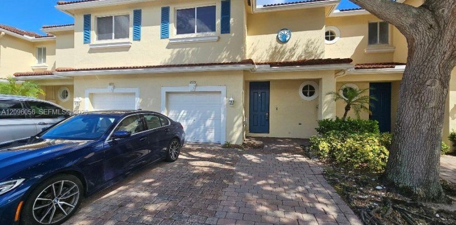 Touwnhouse à Boynton Beach, Floride 3 chambres, 151.06 m2 № 2386880