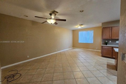 Touwnhouse à louer à Boynton Beach, Floride: 3 chambres, 151.06 m2 № 2386880 - photo 3