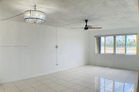 Кондоминиум с 2 спальнями в Хомстед, Флорида № 2056554