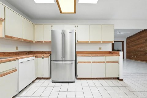 Casa en venta en Daytona Beach, Florida, 3 dormitorios, 230.77 m2 № 1869791 - foto 5