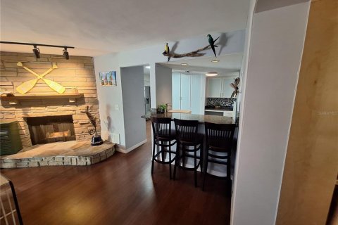 Casa en venta en Clearwater, Florida, 4 dormitorios, 219.34 m2 № 2094960 - foto 6