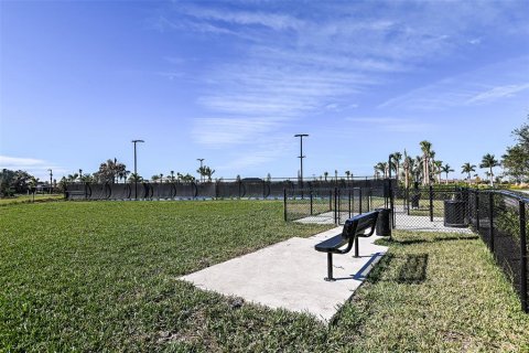Casa en venta en Sarasota, Florida, 3 dormitorios, 211.35 m2 № 1416324 - foto 28