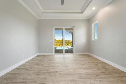 House in Port Charlotte, Florida 3 bedrooms, 202.99 sq.m. № 848662 - photo 17