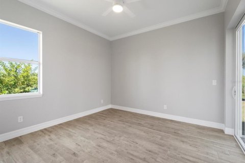 House in Port Charlotte, Florida 3 bedrooms, 202.99 sq.m. № 848662 - photo 29