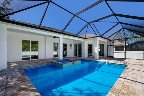 House in Port Charlotte, Florida 3 bedrooms, 202.99 sq.m. № 848662 - photo 4