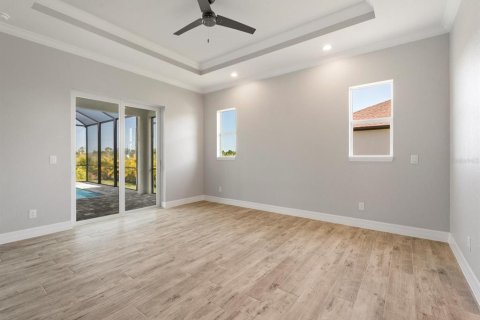 House in Port Charlotte, Florida 3 bedrooms, 202.99 sq.m. № 848662 - photo 18