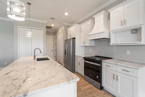 House in Port Charlotte, Florida 3 bedrooms, 202.99 sq.m. № 848662 - photo 6