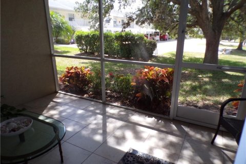 Condo in Punta Gorda, Florida, 2 bedrooms  № 2097895 - photo 13