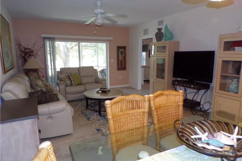 Condo in Punta Gorda, Florida, 2 bedrooms  № 2097895 - photo 30