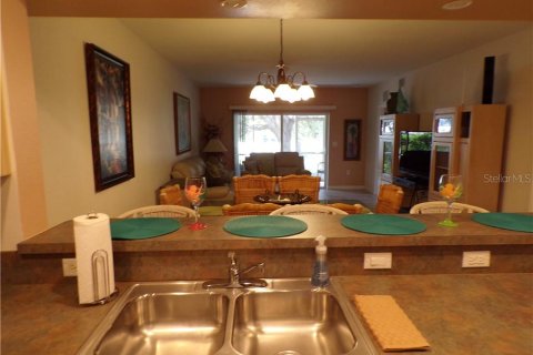 Condo in Punta Gorda, Florida, 2 bedrooms  № 2097895 - photo 12