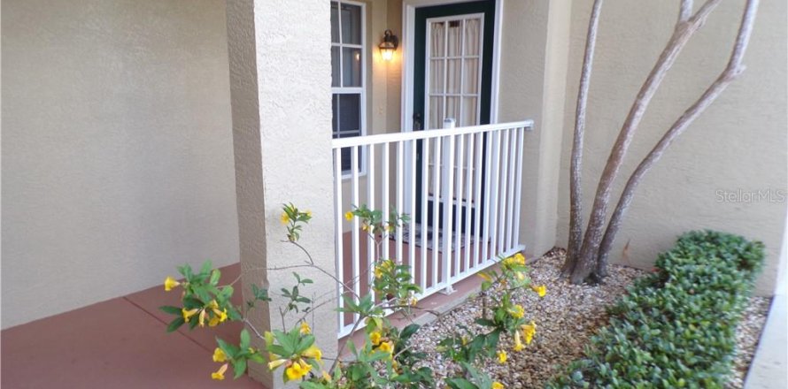 Condo in Punta Gorda, Florida, 2 bedrooms  № 2097895
