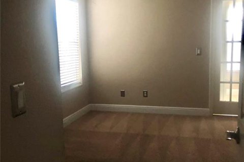Condo in Orlando, Florida, 2 bedrooms № 2391239 - photo 21