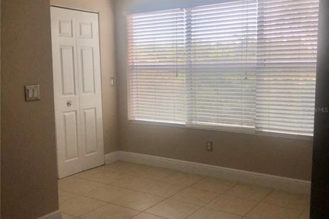 Condo in Orlando, Florida, 2 bedrooms № 2391239 - photo 14