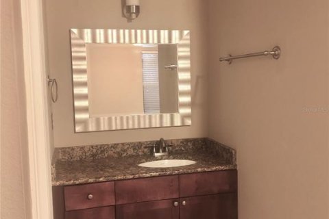 Condo in Orlando, Florida, 2 bedrooms № 2391239 - photo 7