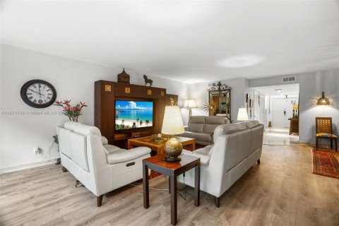 Adosado en venta en Plantation, Florida, 3 dormitorios, 170.94 m2 № 1895547 - foto 12