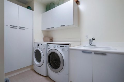 Condo in Riviera Beach, Florida, 3 bedrooms  № 2249723 - photo 22