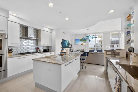 Condo in Riviera Beach, Florida, 3 bedrooms  № 2249723 - photo 8