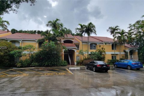 Купить кондоминиум в Окленд-Парк, Флорида 2 спальни, 116.69м2, № 1984563 - фото 23