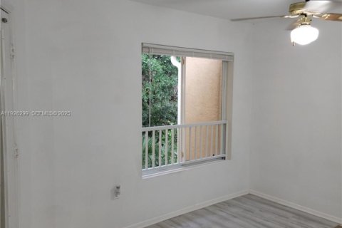 Купить кондоминиум в Окленд-Парк, Флорида 2 спальни, 116.69м2, № 1984563 - фото 16