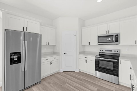 House in Ocala, Florida 4 bedrooms, 170.29 sq.m. № 1883263 - photo 10