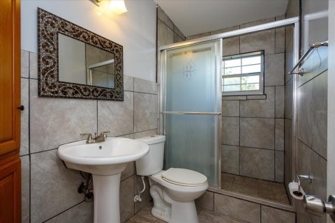 Villa ou maison à louer à Orlando, Floride: 2 chambres, 113.53 m2 № 2413848 - photo 12