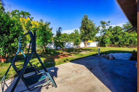 Villa ou maison à louer à Orlando, Floride: 2 chambres, 113.53 m2 № 2413848 - photo 19