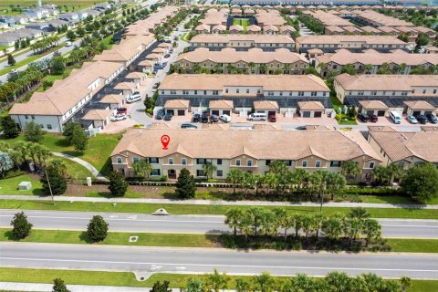 Townhouse in Kissimmee, Florida 5 bedrooms, 210.42 sq.m. № 1742752 - photo 6