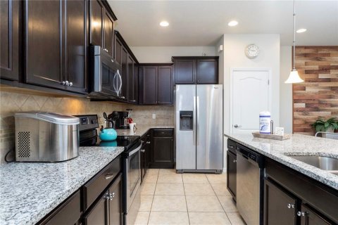 Townhouse in Kissimmee, Florida 5 bedrooms, 210.42 sq.m. № 1742752 - photo 29