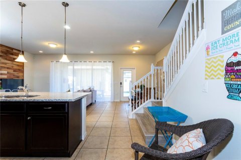 Townhouse in Kissimmee, Florida 5 bedrooms, 210.42 sq.m. № 1742752 - photo 25