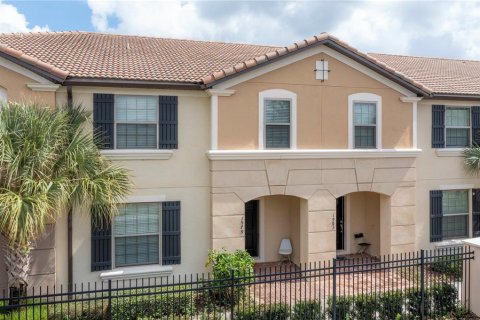 Townhouse in Kissimmee, Florida 5 bedrooms, 210.42 sq.m. № 1742752 - photo 1