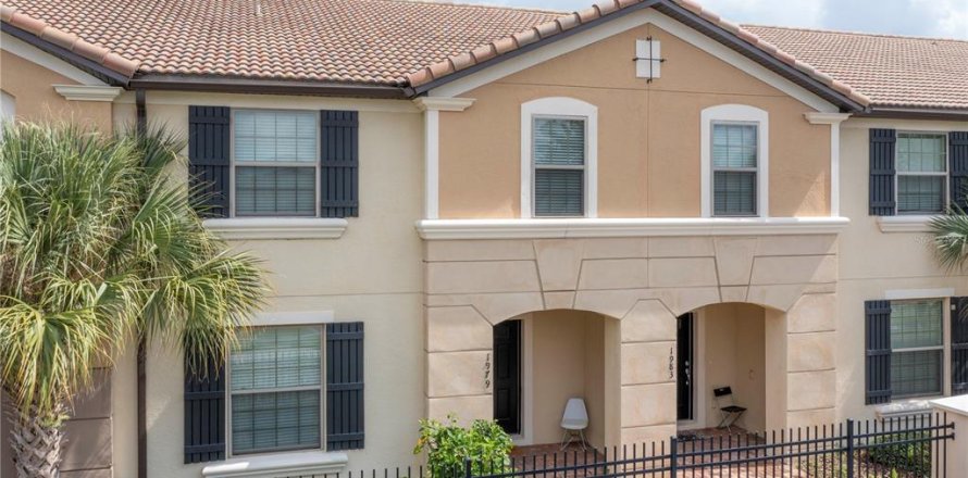 Townhouse in Kissimmee, Florida 5 bedrooms, 210.42 sq.m. № 1742752