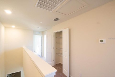 Купить таунхаус в Орландо, Флорида 5 комнат, 150.5м2, № 2128864 - фото 12
