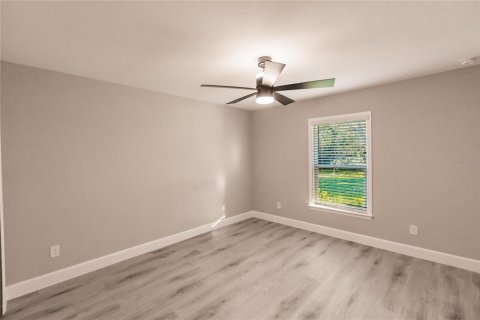 House in Cape Coral, Florida 4 bedrooms, 186.64 sq.m. № 1800434 - photo 21