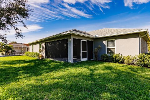 House in Cape Coral, Florida 4 bedrooms, 186.64 sq.m. № 1800434 - photo 12