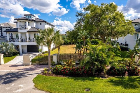 Land in Apollo Beach, Florida № 1793249 - photo 1