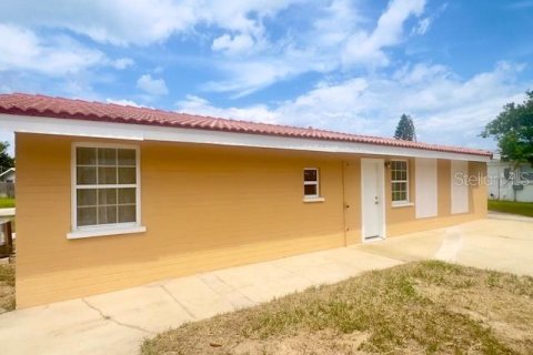 House in Ormond Beach, Florida 3 bedrooms, 104.52 sq.m. № 1899406 - photo 5