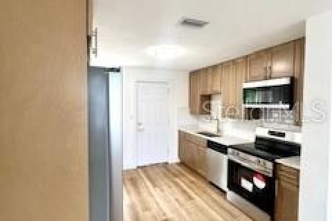 House in Ormond Beach, Florida 3 bedrooms, 104.52 sq.m. № 1899406 - photo 16