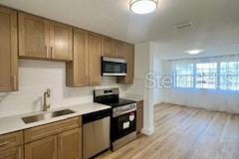 House in Ormond Beach, Florida 3 bedrooms, 104.52 sq.m. № 1899406 - photo 19