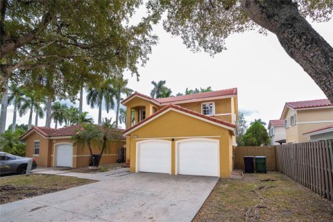 Casa en venta en Miami, Florida, 4 dormitorios, 187.29 m2 № 1706238 - foto 25
