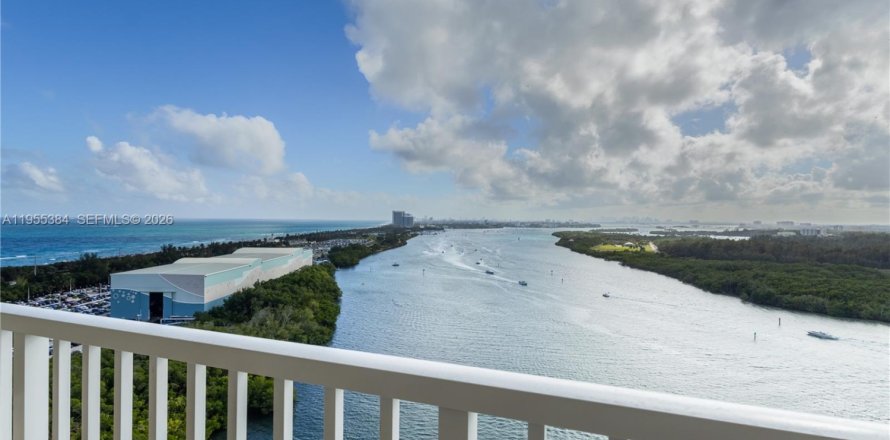 Condominio en Sunny Isles Beach, Florida, 1 dormitorio  № 2011762