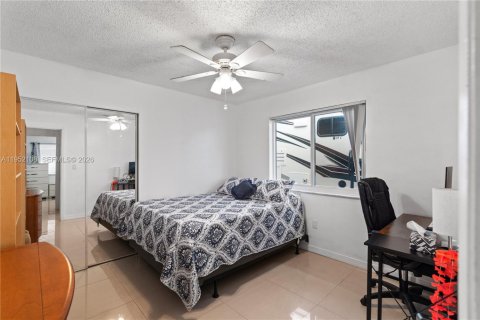 Купить виллу или дом в Хайалиа, Флорида 3 спальни, 133.22м2, № 2006466 - фото 9