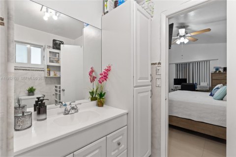 Купить виллу или дом в Хайалиа, Флорида 3 спальни, 133.22м2, № 2006466 - фото 14