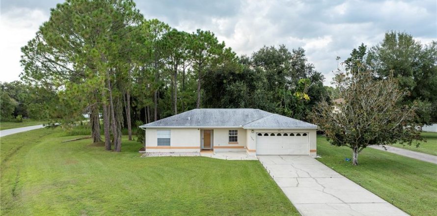 Casa en Kissimmee, Florida 3 dormitorios, 111.67 m2 № 1905493