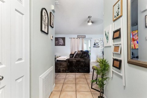 Casa en venta en Kissimmee, Florida, 3 dormitorios, 111.67 m2 № 1905493 - foto 7