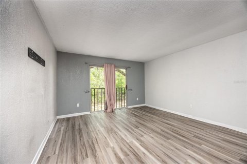 Condo in Gainesville, Florida, 2 bedrooms  № 1684606 - photo 3