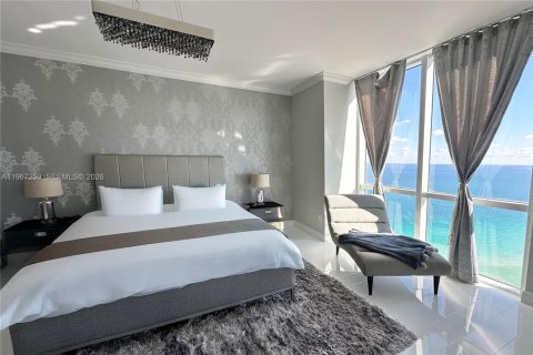 Copropriété à louer à Sunny Isles Beach, Floride: 3 chambres, 177.35 m2 № 2081379 - photo 6