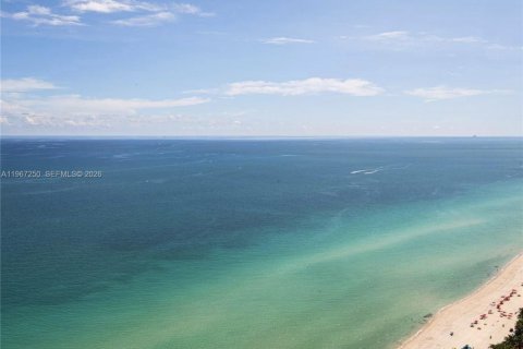 Copropriété à louer à Sunny Isles Beach, Floride: 3 chambres, 177.35 m2 № 2081379 - photo 21