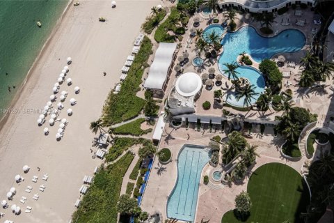 Copropriété à louer à Sunny Isles Beach, Floride: 3 chambres, 177.35 m2 № 2081379 - photo 26