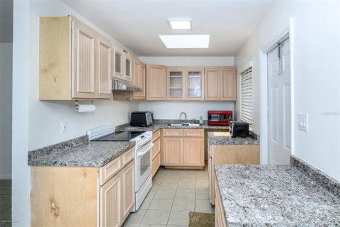 Villa ou maison à louer à Port Charlotte, Floride: 2 chambres, 111.85 m2 № 2220530 - photo 8